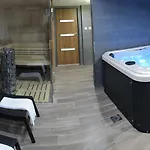 Kapitol Hotel