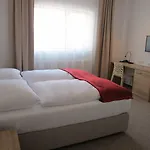 Kapitol 4*