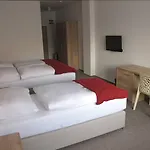 Hotel Kapitol 4*