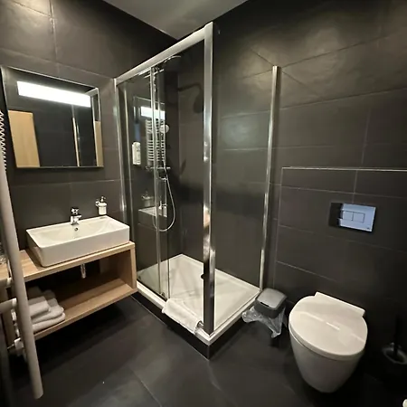 Hotel Kapitol Most