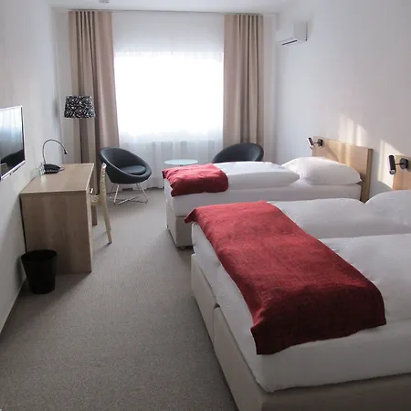 Hotel Kapitol Most