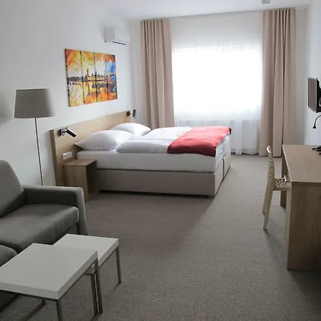 Hotel Kapitol Most