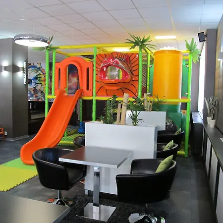 Kapitol Hotel