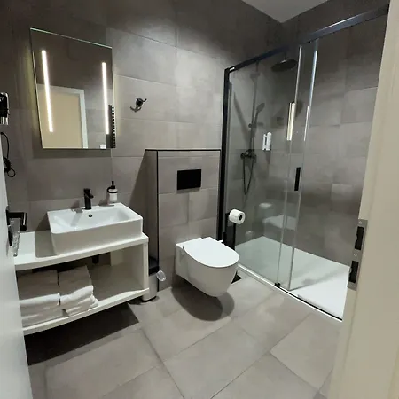 Kapitol Hotel 4*