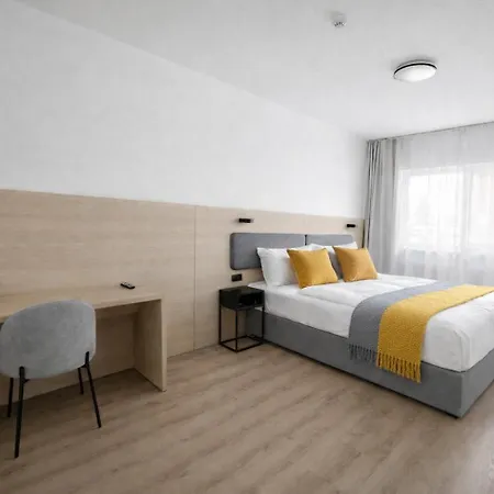 Kapitol 4* Most