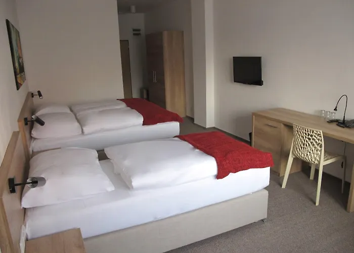 Otel Kapitol 4*