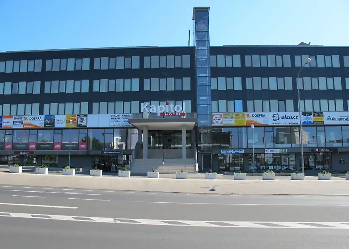 Hotel Kapitol Most