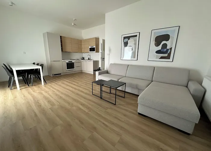 Otel Kapitol 4*