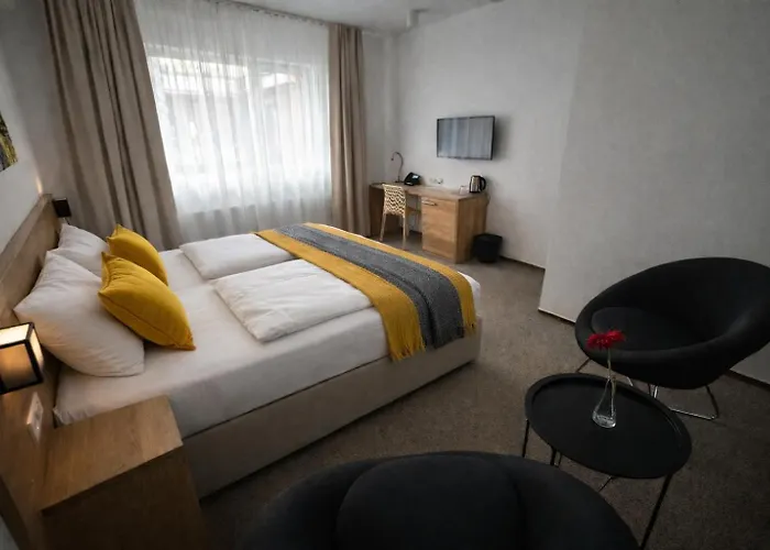 Otel Kapitol Most