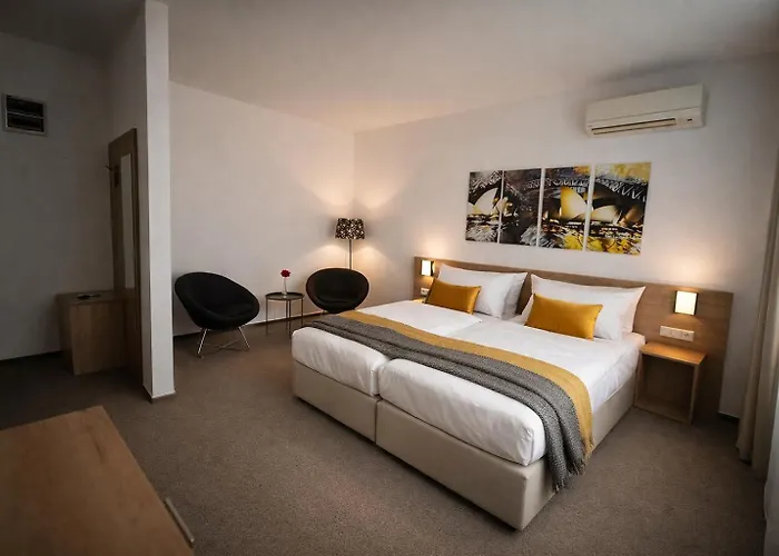 Hotel Kapitol 4*